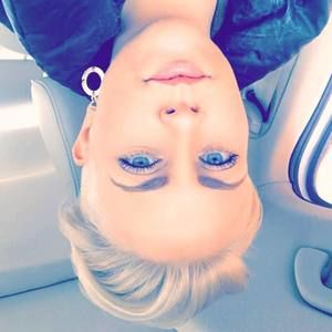 Meet your Posher, Jade